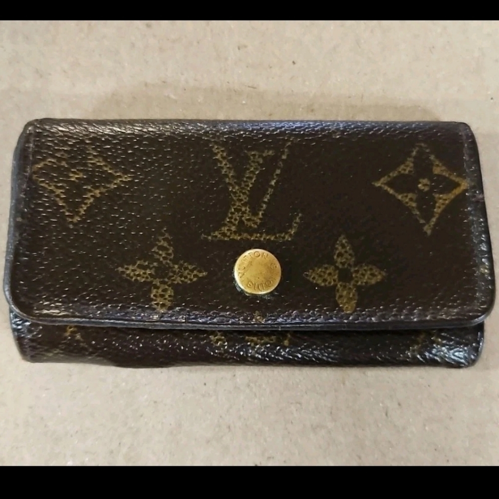 Louis Vuitton Brown Monogram Key Holder